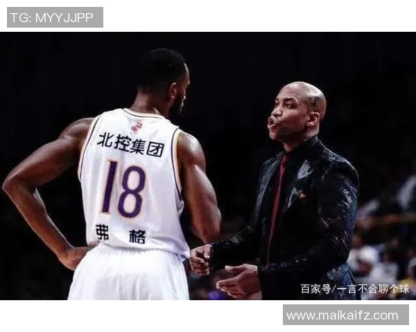 赛后复盘分析重庆篮球队与南京篮球队的表现与状态对比